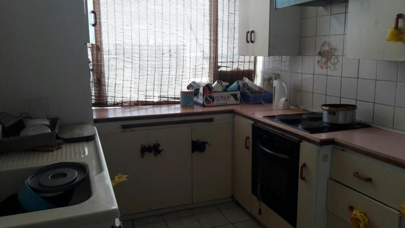 2 Bedroom Property for Sale in Oakdale Western Cape